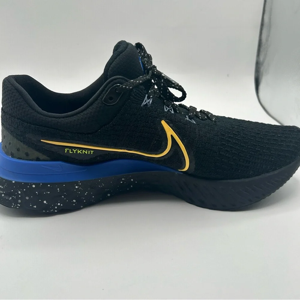 Nike Men’s ZoomX Invincible Run FK3 size 12